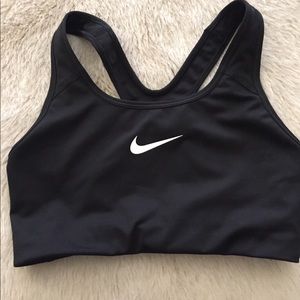 Nike pro sports bra